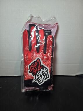 Fast Mask Original Designs Black & Red Paisley Motorcycle Gloves Padded Knuckle.